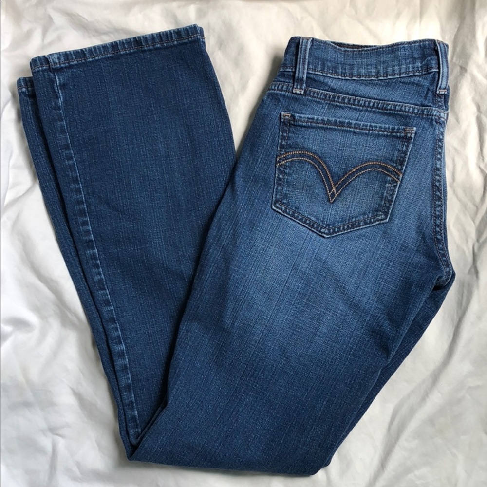 Bootcut Levi’s Jeans
